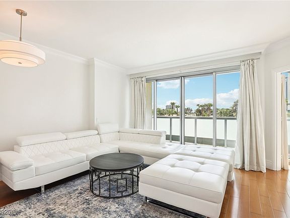2nd image of 322 Karen Ave Unit 206