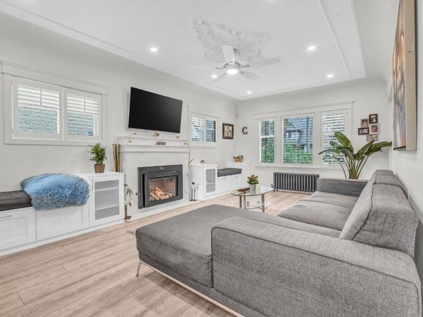 2446 W 7th Ave, Vancouver, BC V6K 1Y7
