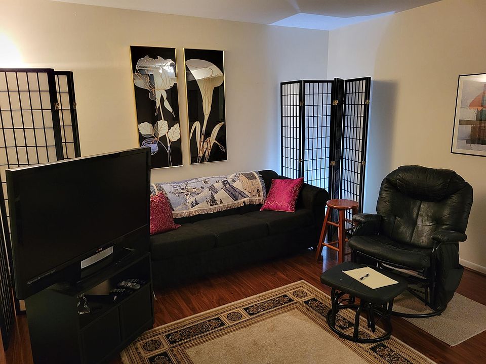1st image of 22 Zurich Ct #5
