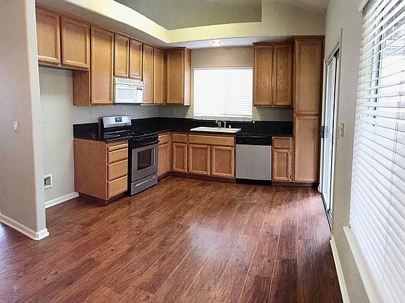 2nd image of 1608 Steinbeck Dr