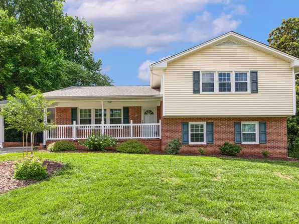 1000 Winona Rd, Raleigh, NC 27609