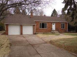 25236 Maple Ridge Rd, Westlake, OH 44145