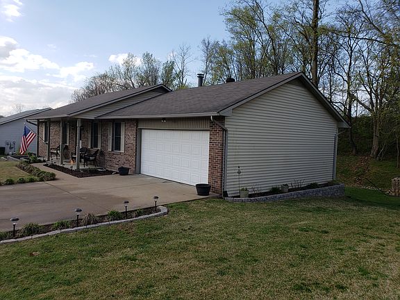 4th image of 3550 Nicole Ln