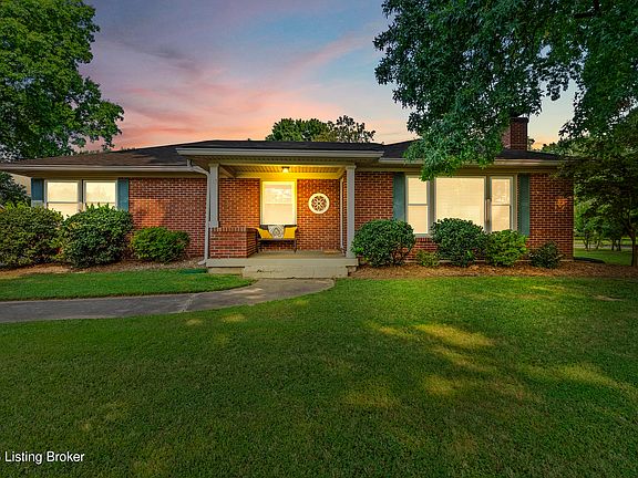 2nd image of 17 Narwood Dr