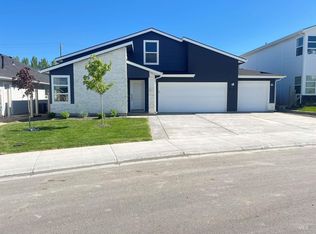 4137 E Eagle Ridge Dr, Nampa, ID 83686