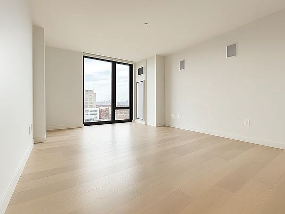 2nd image of 491 Keap St APT 9G
