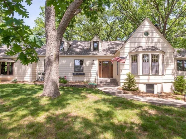6520 Belmore Ln, Hopkins, MN 55343