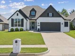 6001 S 13th St, Broken Arrow, OK 74011