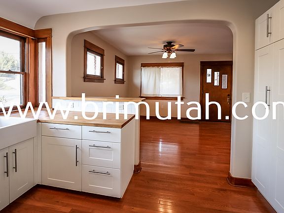 5th image of 713 N 200 W