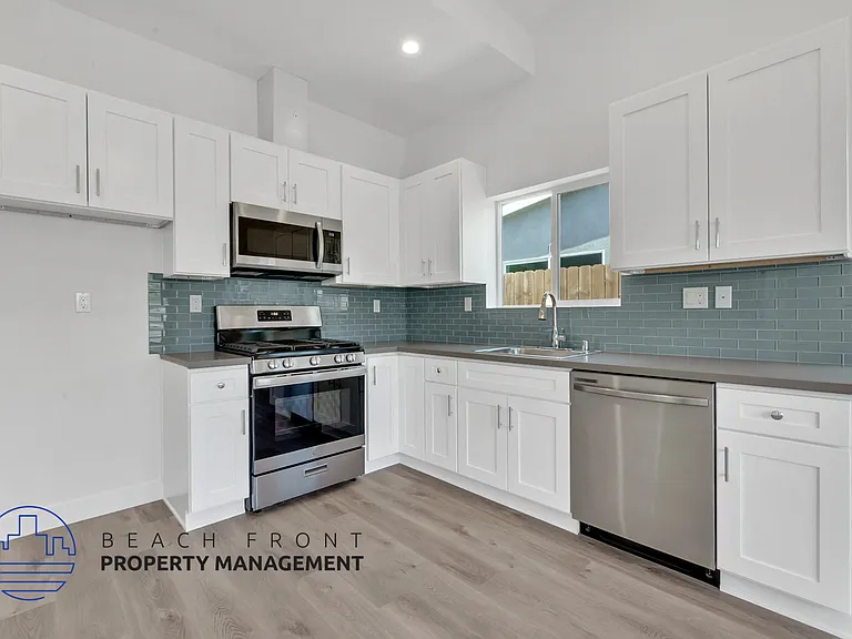 1931 Pomona Ave — Photo 10