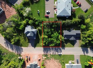 109 England Cir, Charlottetown, PE C1E1V7