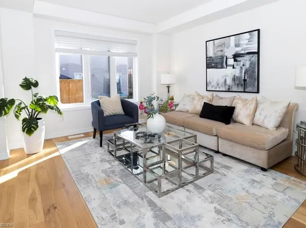 122 Munro Cir, Brantford, ON N3T 0R4