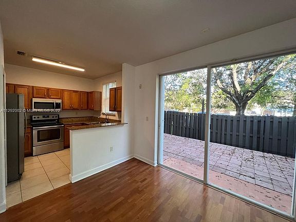 4th image of 8651 NW 112th Ct #0