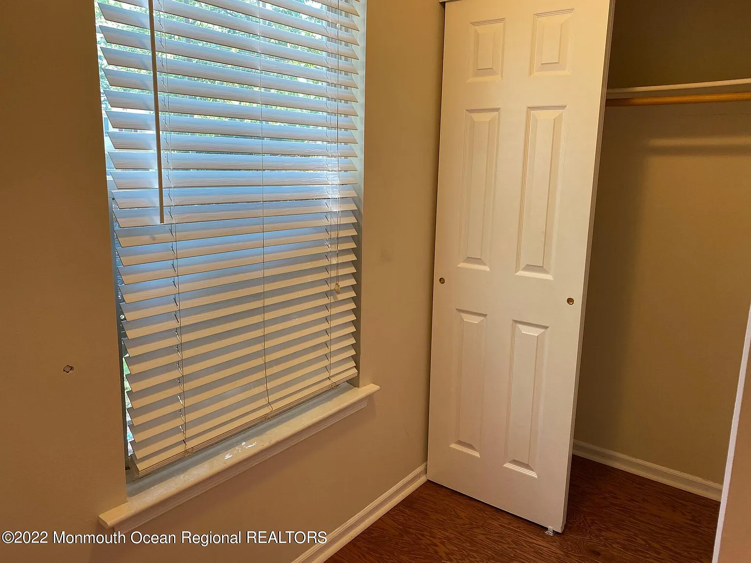 3 bed, 2.5 bath, 1462 sqft, $3,100 — Photo 2