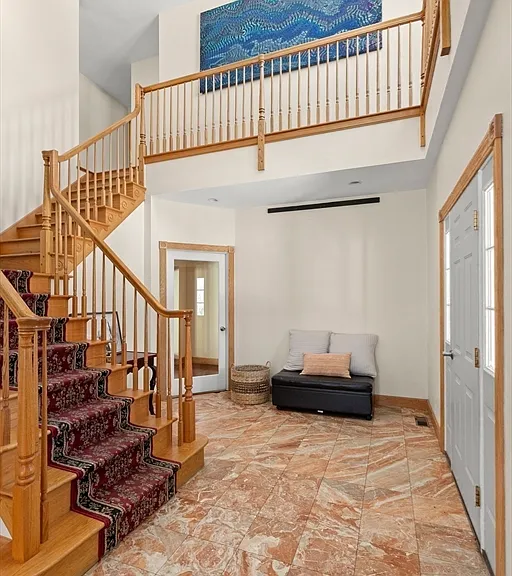 25 Pleasant St — Photo 13