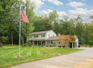 47 Round Top Rd, Warren, NJ 07059