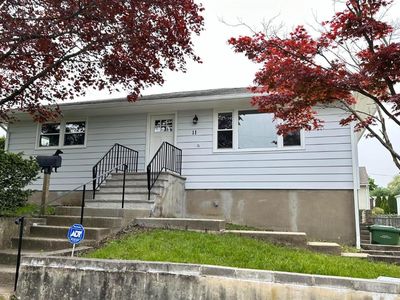 11 John St, Sayreville, NJ, 08872