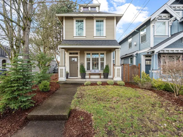 7041 N Greenwich Ave, Portland, OR 97217
