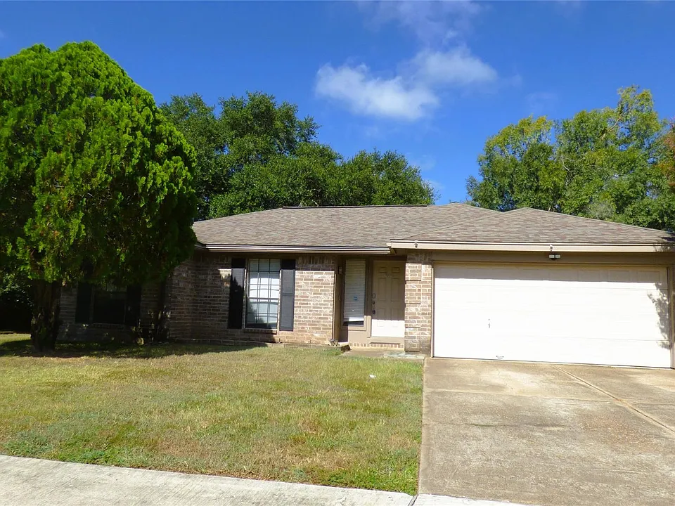 1242 Park Ln