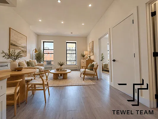 Living room, photo 1