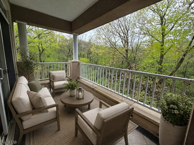 1310 Bush Cir — Photo 21