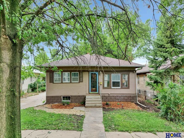 2831 F St, Lincoln, NE 68510