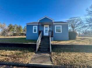 412 Shade St, Kenbridge, VA 23944