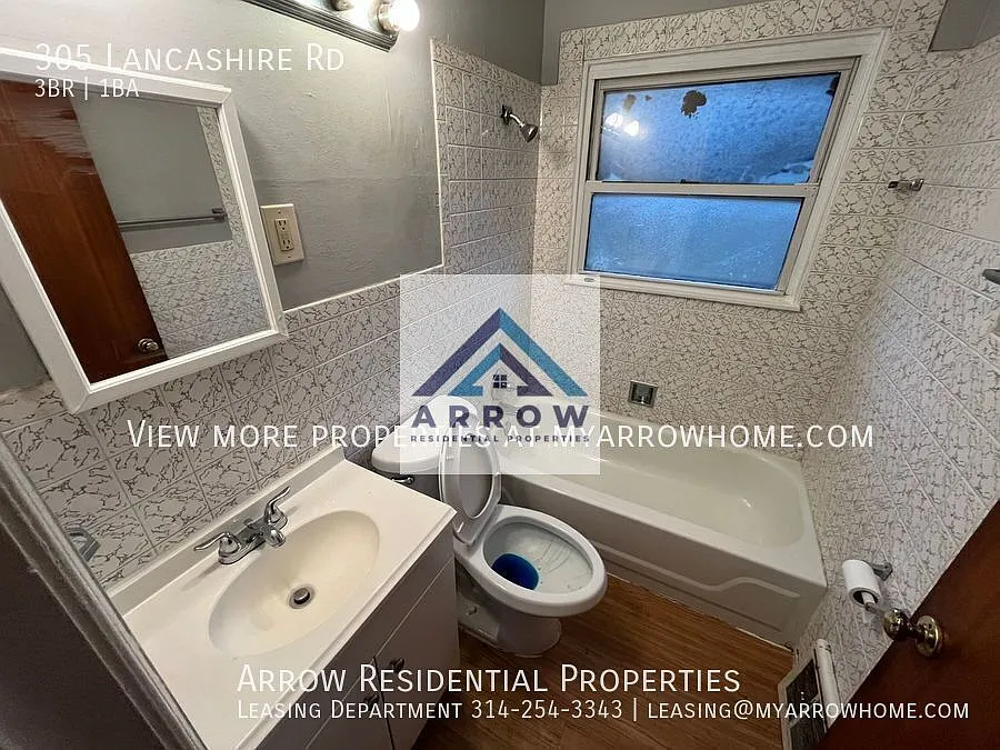 Newly Renovated Three Bedroom Coming Available Soon! — Photo 4