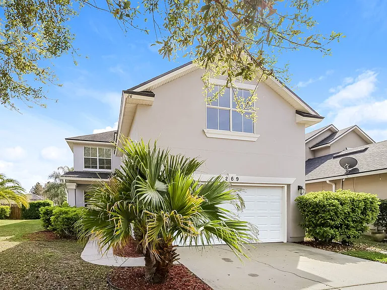269 Silver Glen Ave — Photo 1