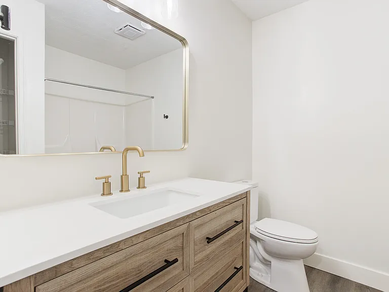 165 Westhaven Dr — Photo 17