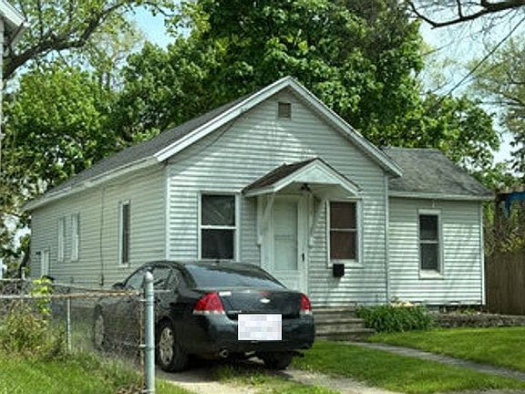 3rd image of 1408 Christopher St
