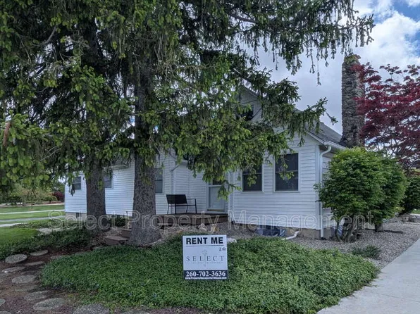 710 E Cook Rd, Fort Wayne, IN 46825