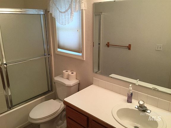 5th image of 204 N Pine St