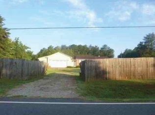 3955 Puetts Chapel Rd, Dallas, NC 28034