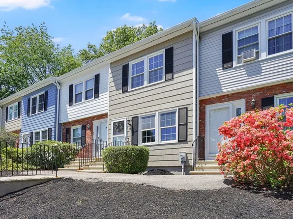 30 Mountainshire Dr #30, Worcester, MA 01606