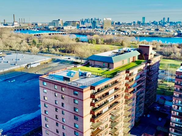 3920 Mystic Valley Pkwy #Penthouse, Medford, MA 02155