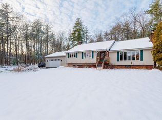 6 Yellow Wood Dr, Pelham, NH 03076