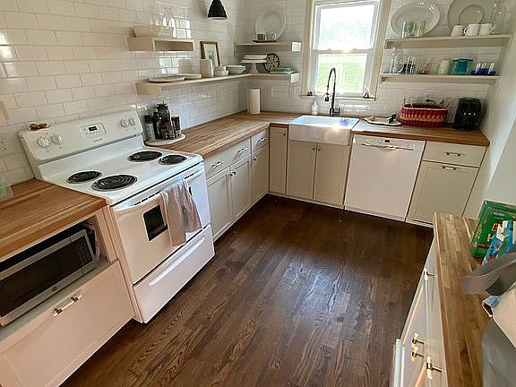 5th image of 8333 Oxfordshire Pl