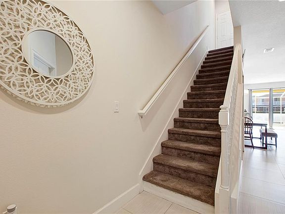 2nd image of 1512 Tranquil Ave
