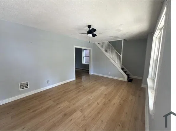 3209 Utah St, Saint Louis, MO 63118