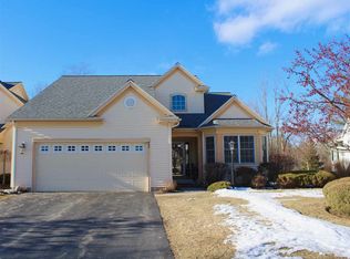 23 Walden Fields Dr, Delmar, NY 12054