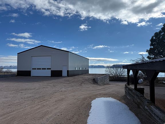 3rd image of 1495 Highway 89