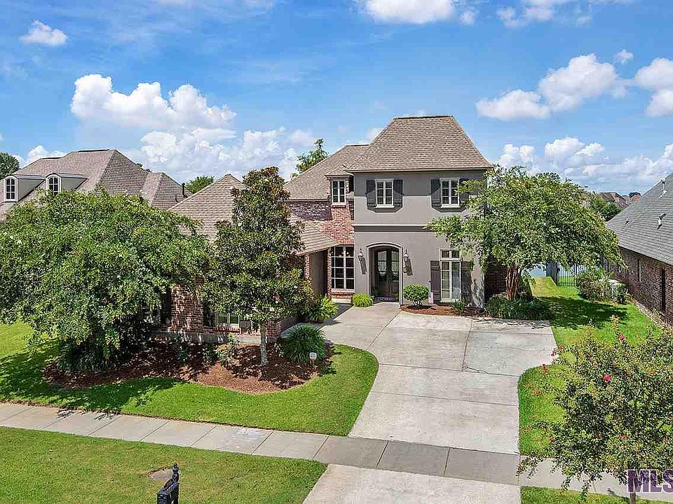 1st image of 2865 Muirfield Dr