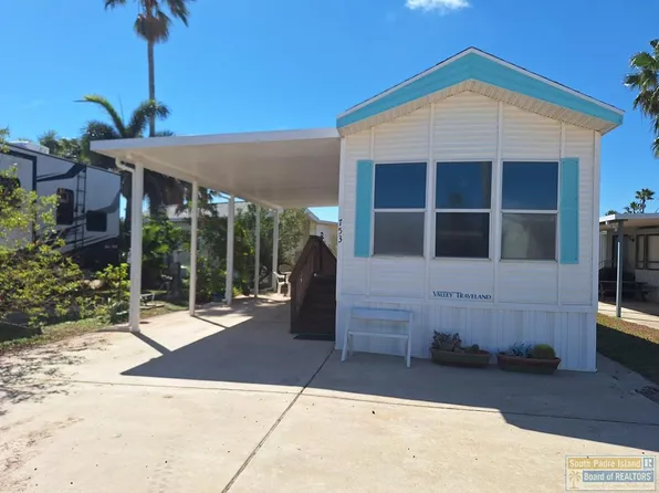 753 E Clam Cir, Port Isabel, TX 78578