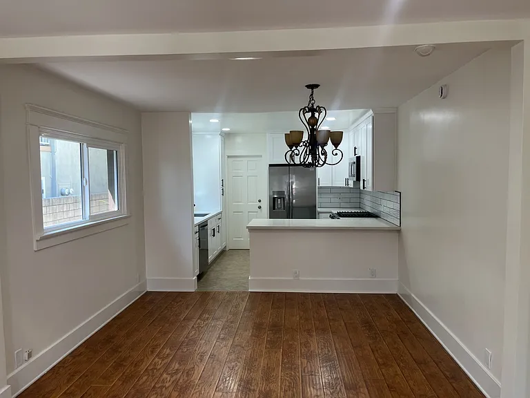 207 Nieto Ave — Photo 7