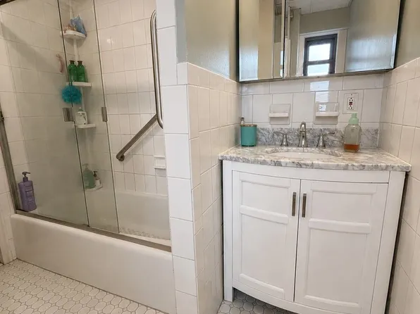 100 Prospect Ave APT 5H, Hackensack, NJ 07601