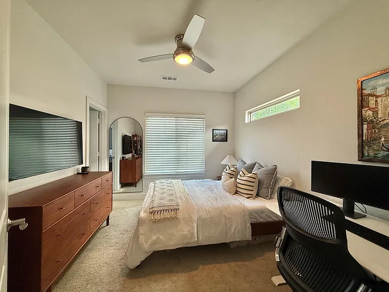 5922 Hudson St #4 — Photo 17
