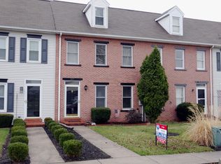 549 Bracken Dr, Chambersburg, PA