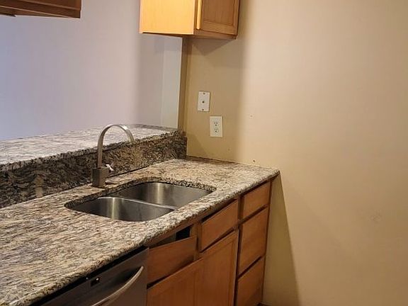 5th image of 8601 Westown Pkwy #10102-5