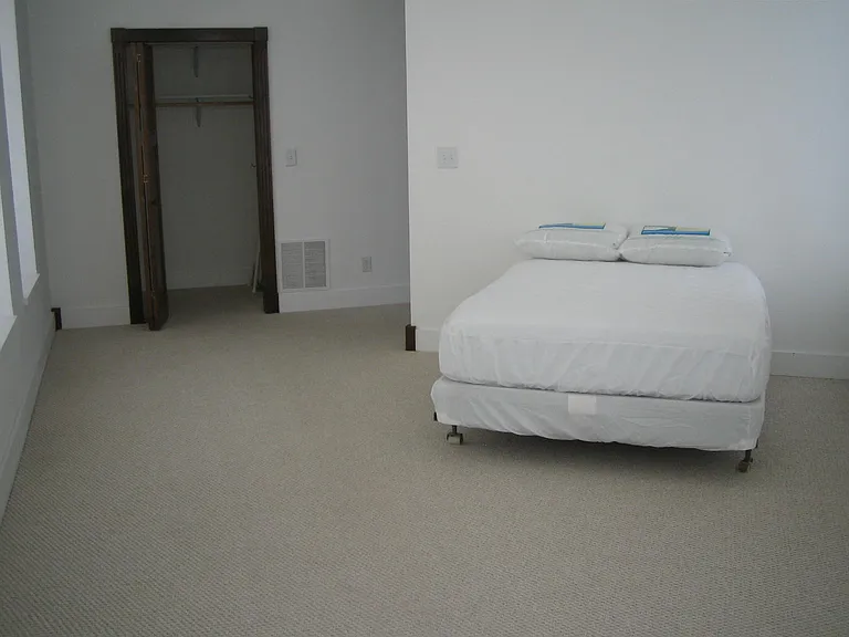 615 S College Ave #2 — Photo 15